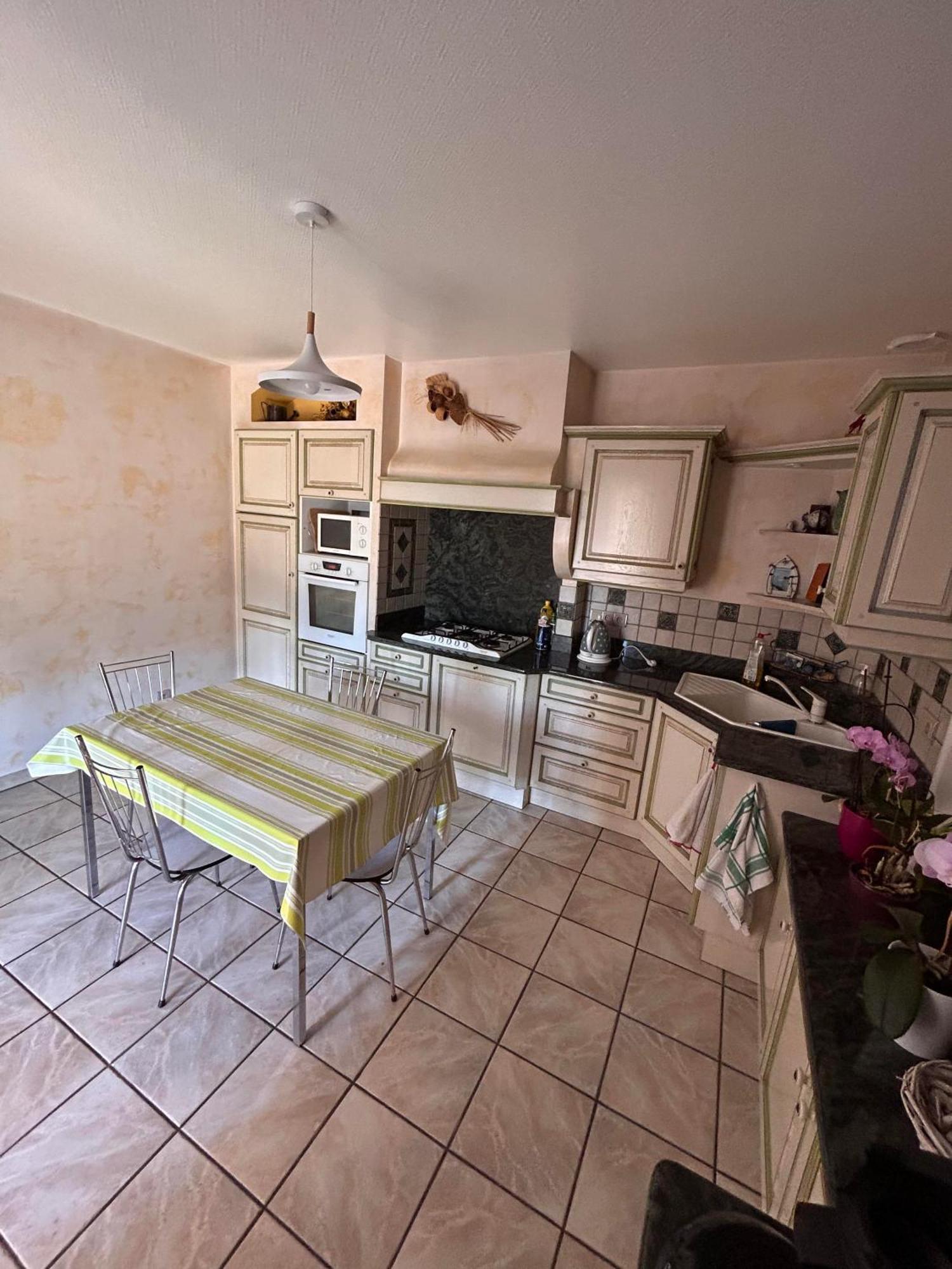 Chambres Des Arrys Bas-en-Basset 外观 照片